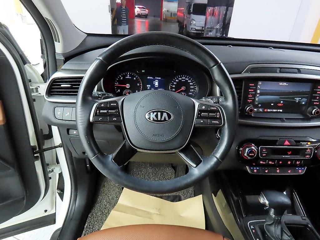 KIA Sorento - Vista 9