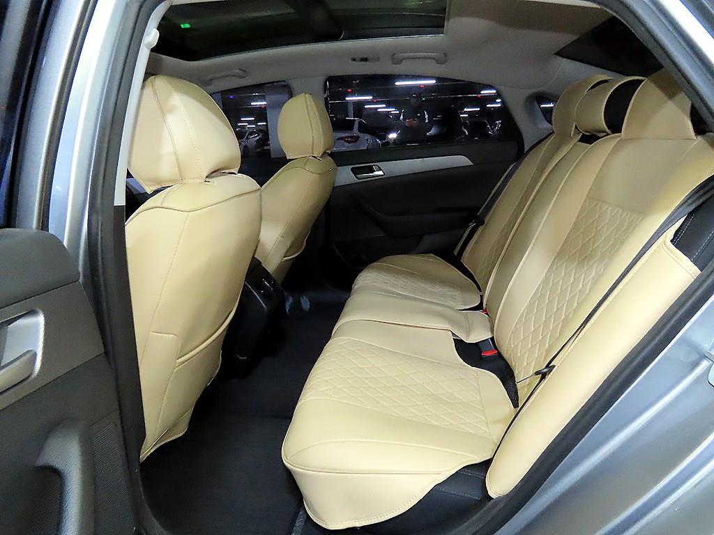 HYUNDAI Sonata - Vista 7