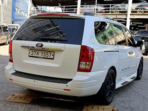 KIA Carnival - Vista 8