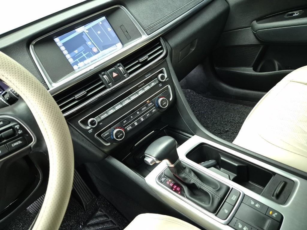 KIA K5 - Vista 10
