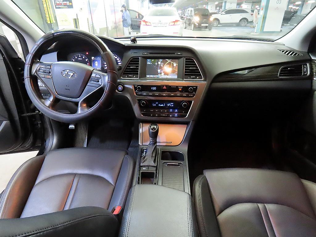 HYUNDAI Sonata - Vista 10
