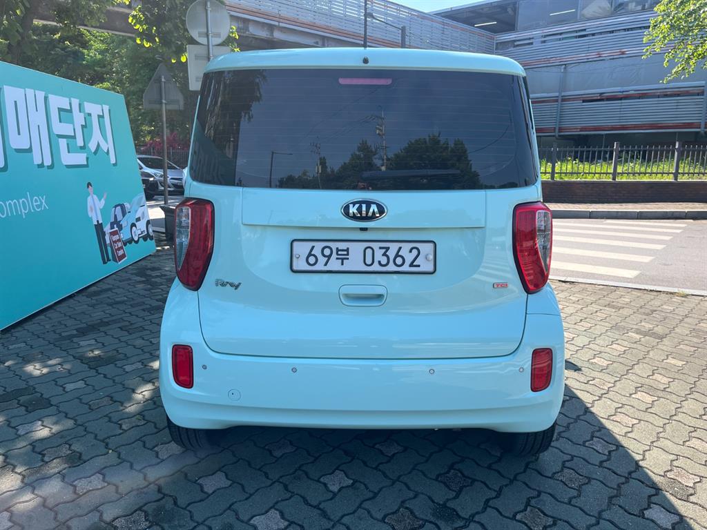 KIA Ray - Vista 5
