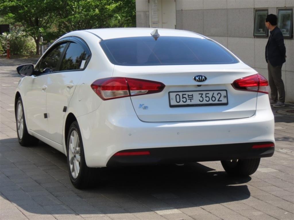 KIA K3 - Vista 7