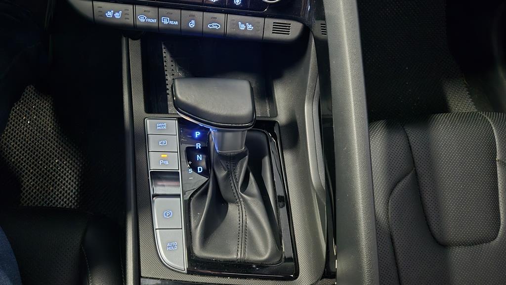 HYUNDAI Avante - Vista 11