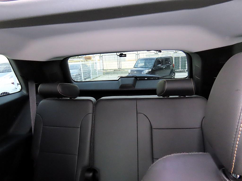 Chevrolet Travers - Vista 7