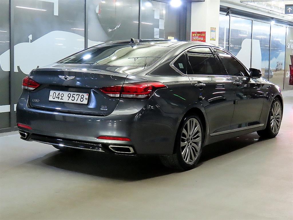Genesis G80 - Vista 4