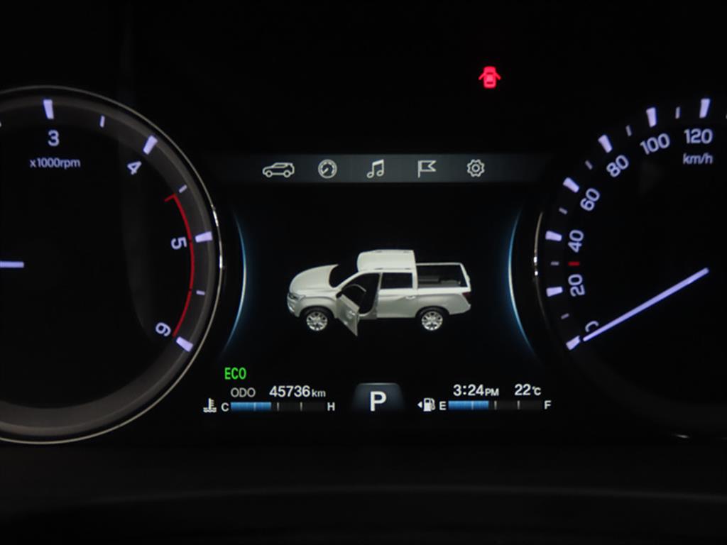 Ssangyong Rexton - Vista 9