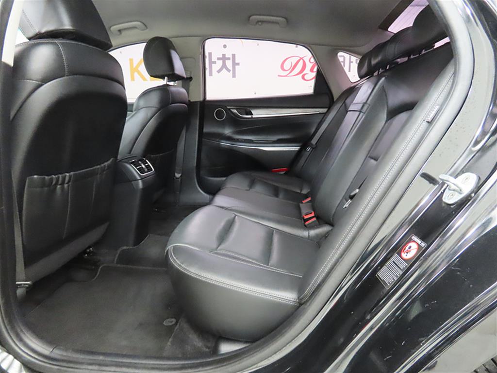HYUNDAI Grandeur - Vista 6