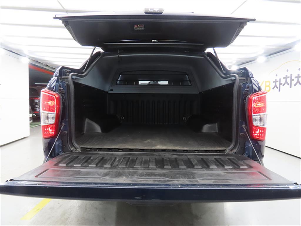 Ssangyong Rexton 2020 Azul - Importación desde Corea - HF Imports Iquique - Foto 18