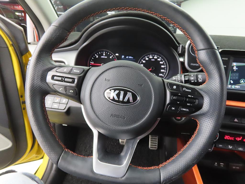 KIA Stonic - Vista 8