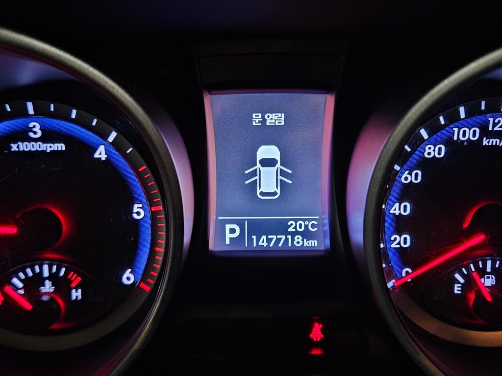 HYUNDAI Santa Fe - Vista 9