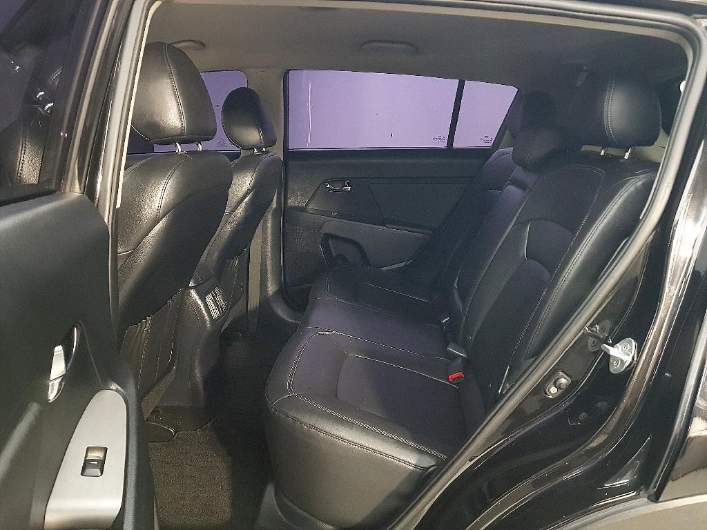 KIA Sportage - Vista 9