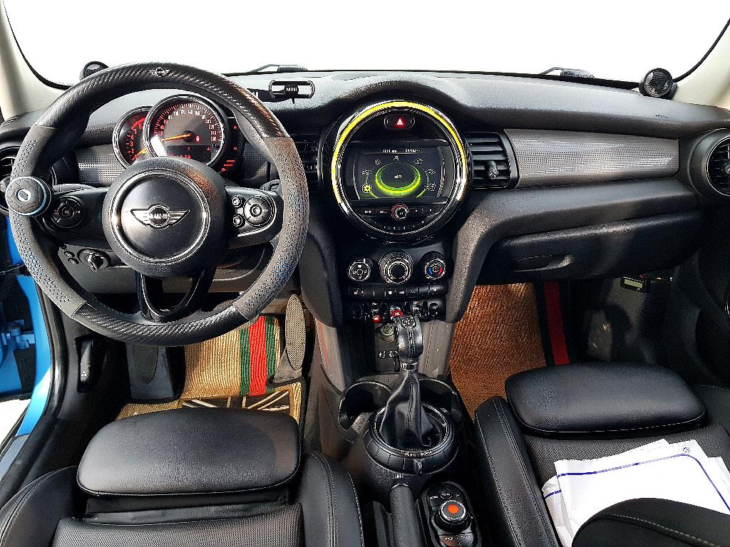 Mini Cooper - Vista 5