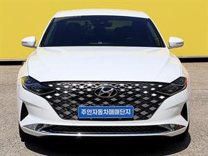 HYUNDAI Grandeur - Vista 2