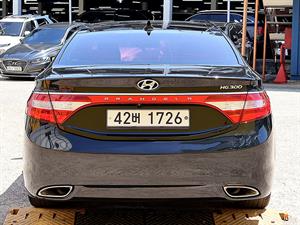 HYUNDAI Grandeur - Vista 6