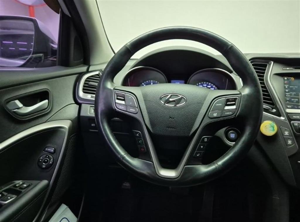 HYUNDAI Santa Fe - Vista 9