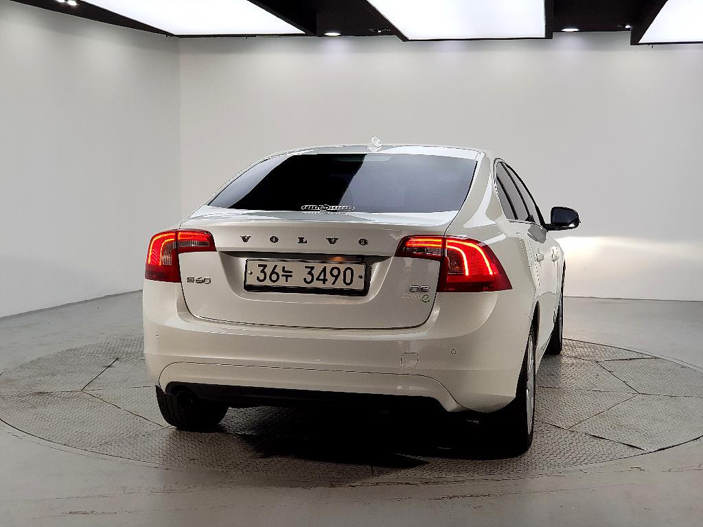 Volvo S60 - Vista 3