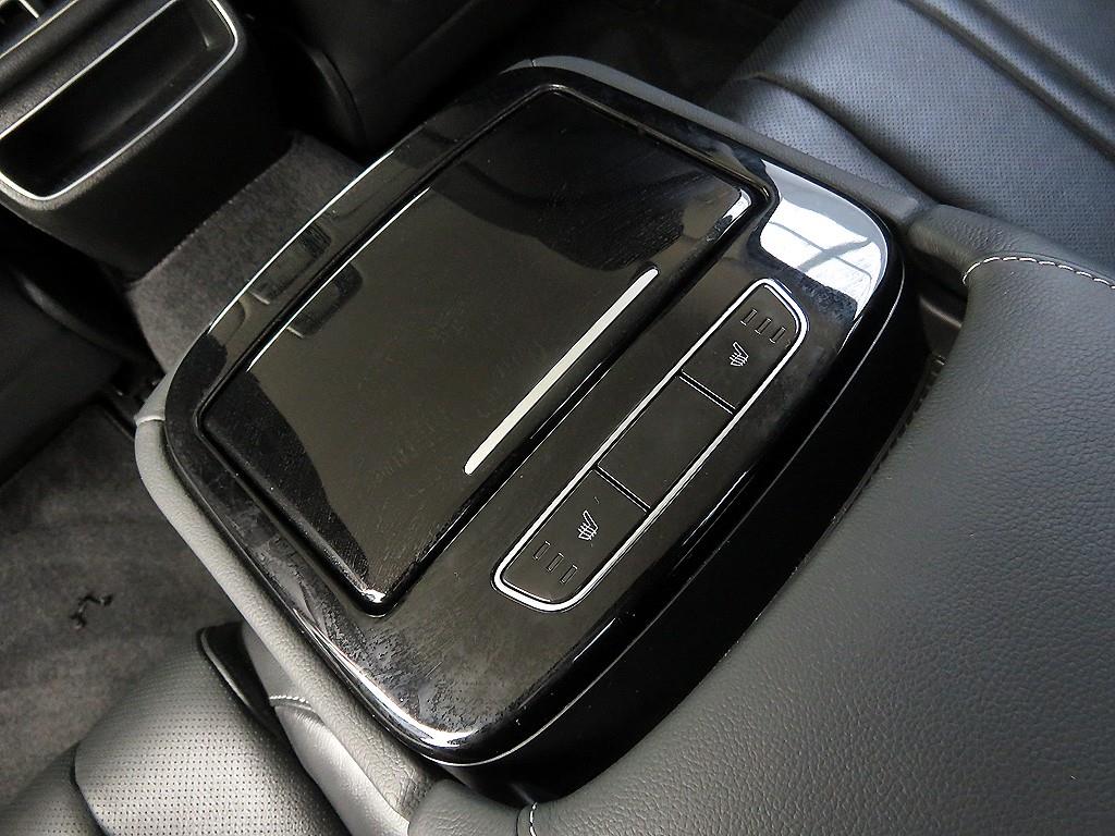 Genesis G80 - Vista 9