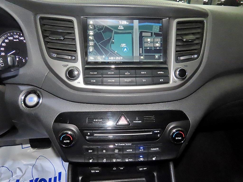 HYUNDAI Tucson - Vista 11