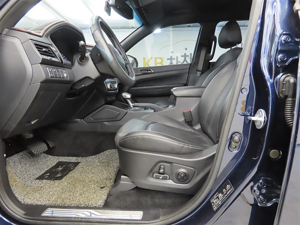 Ssangyong Rexton - Vista 5
