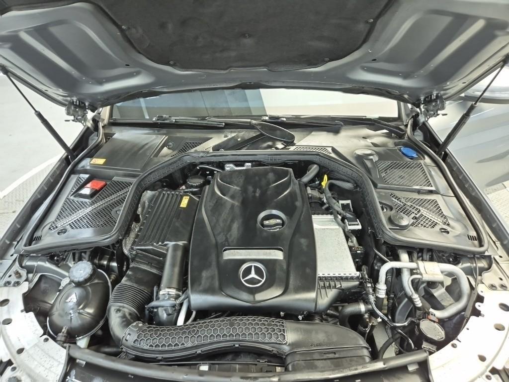 Mercedes Benz C Class 2015 Gris - Importación desde Corea - HF Imports Iquique - Foto 17