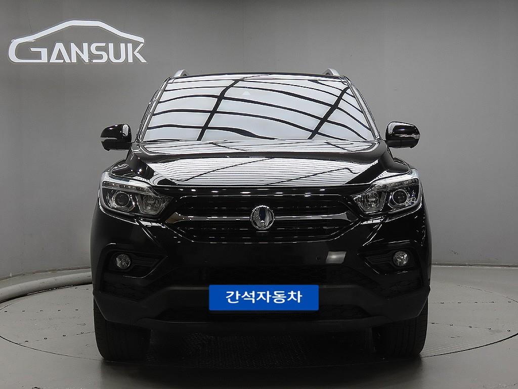 Ssangyong Rexton 2019 Negro - Importación desde Corea - HF Imports Iquique - Foto 1