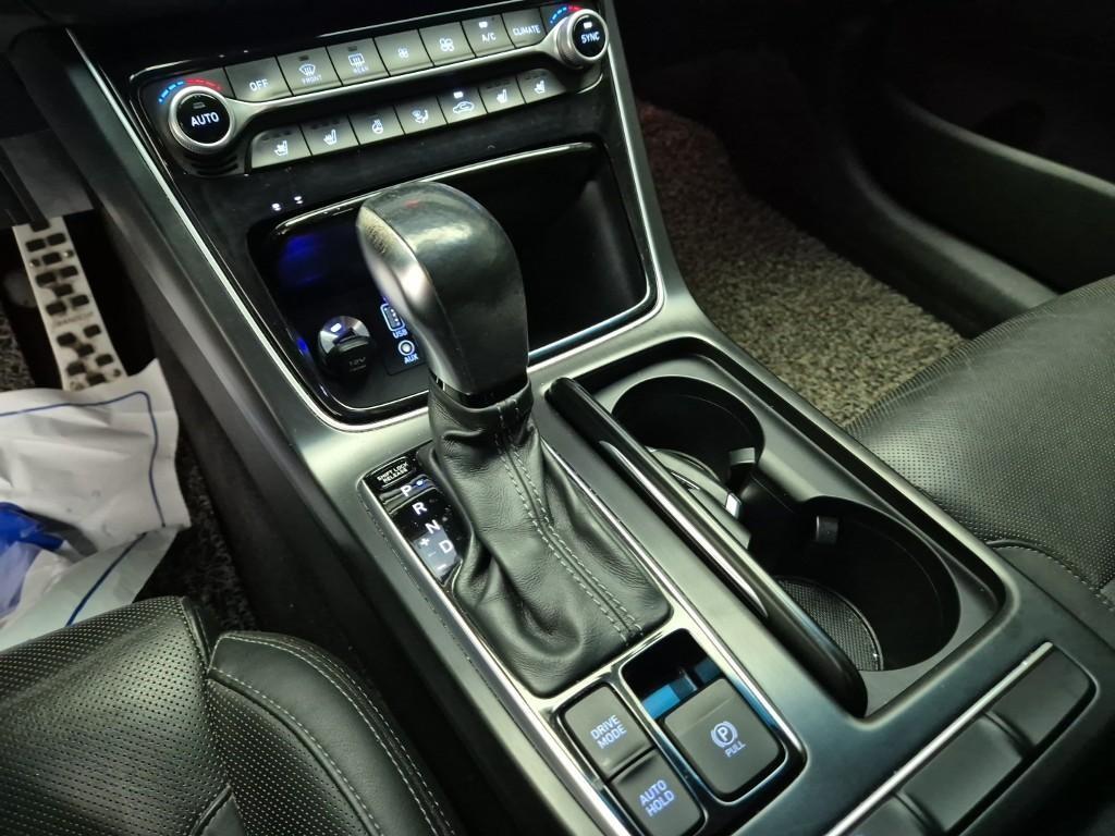 HYUNDAI Grandeur 2017 Negro - Importación desde Corea - HF Imports Iquique - Foto 18