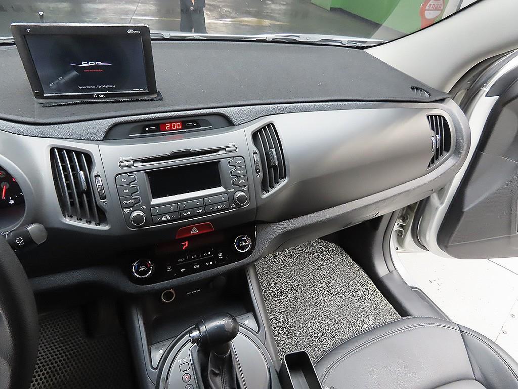KIA Sportage 2011 Plateado - Importación desde Corea - HF Imports Iquique - Foto 7