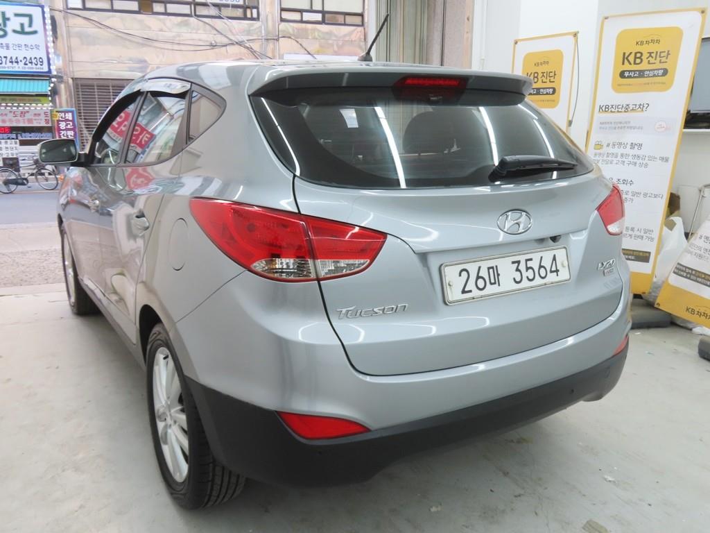 HYUNDAI Tucson - Vista 4