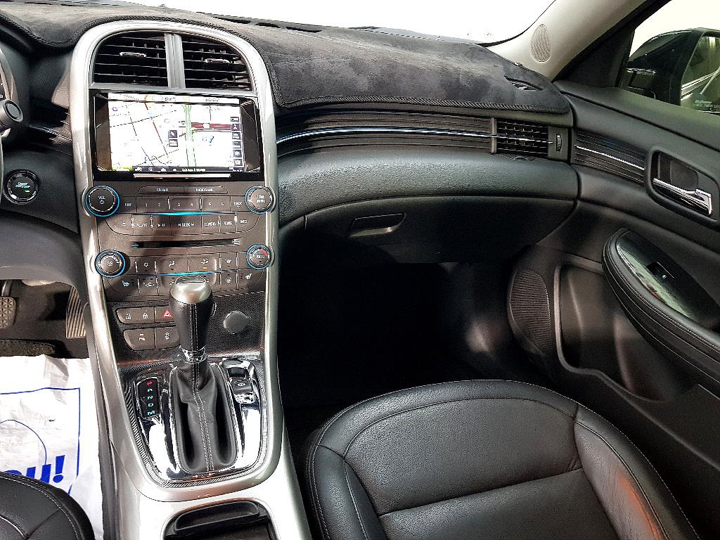 Chevrolet Malibu - Vista 10