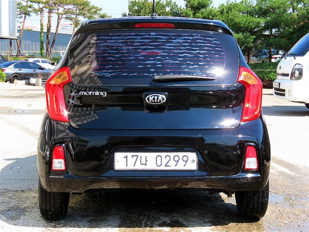 KIA Morning - Vista 4