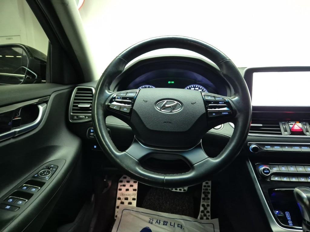 HYUNDAI Grandeur 2017 Negro - Importación desde Corea - HF Imports Iquique - Foto 19