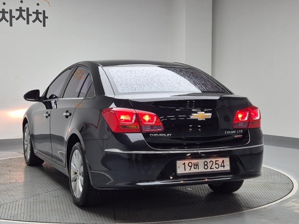 Chevrolet Cruise - Vista 2