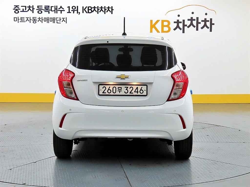 Chevrolet Spark - Vista 3
