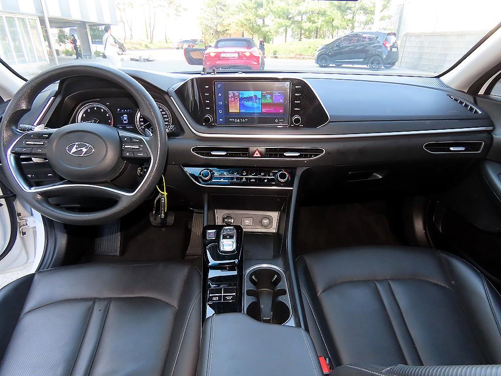 HYUNDAI Sonata - Vista 7