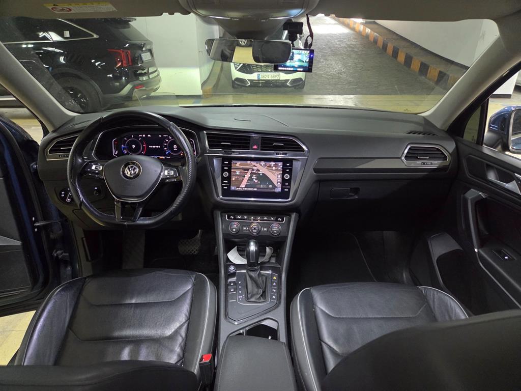 Volkswagen Tiguan - Vista 8