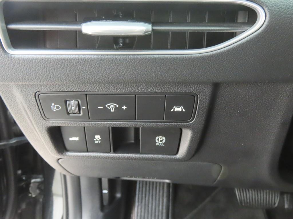 HYUNDAI Sonata - Vista 11
