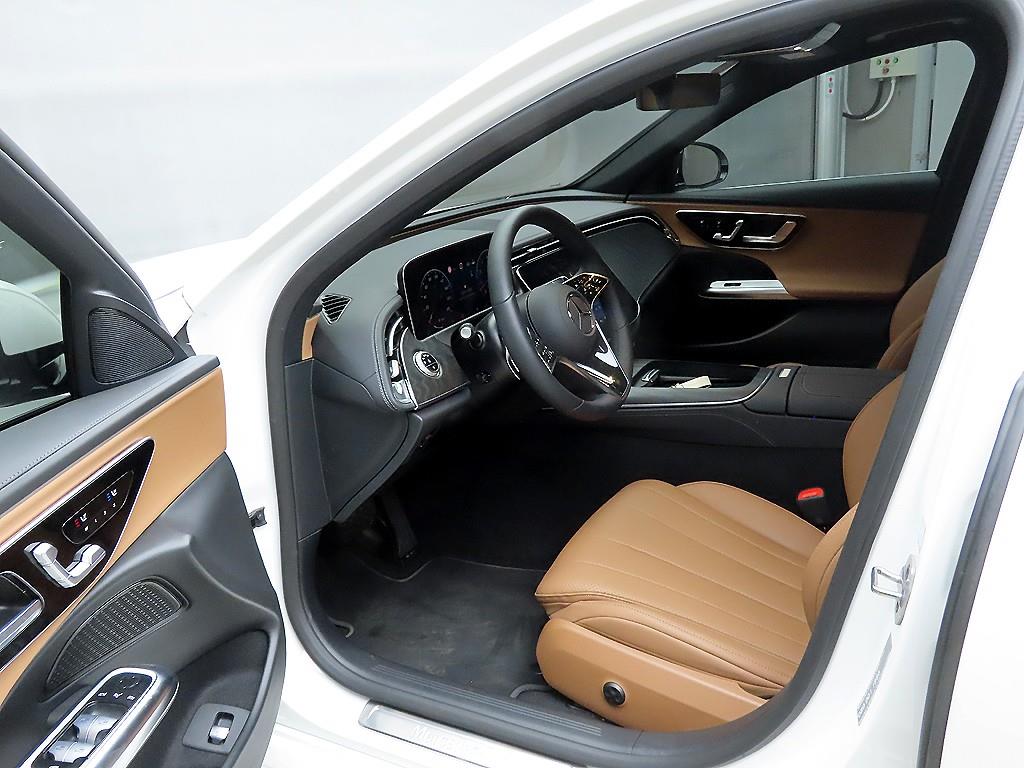Mercedes Benz E class - Vista 5