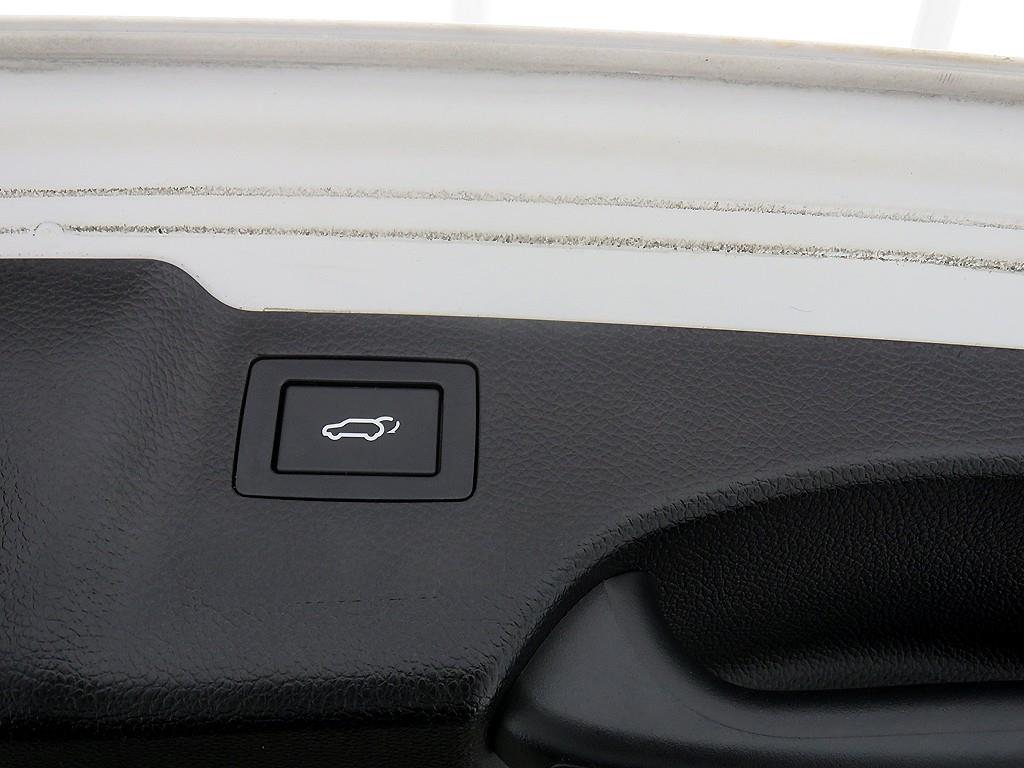 HYUNDAI Santa Fe - Vista 6