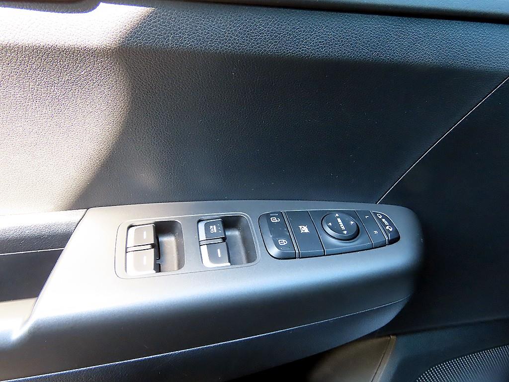 KIA Sportage - Vista 11