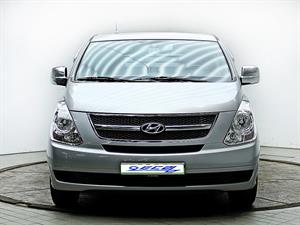 HYUNDAI Starex - Vista 2