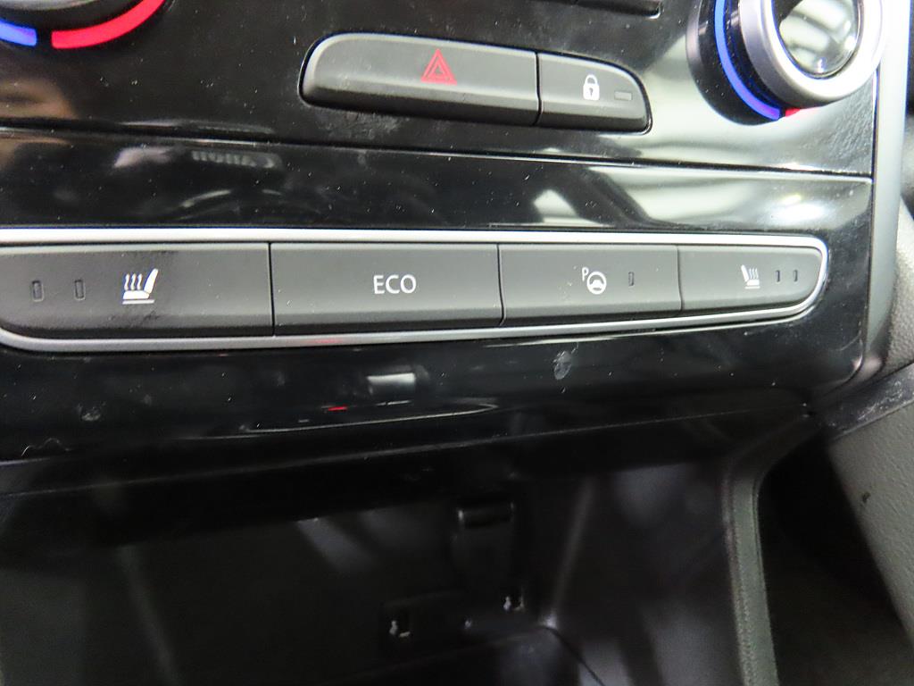 SAMSUNG QM6 - Vista 12