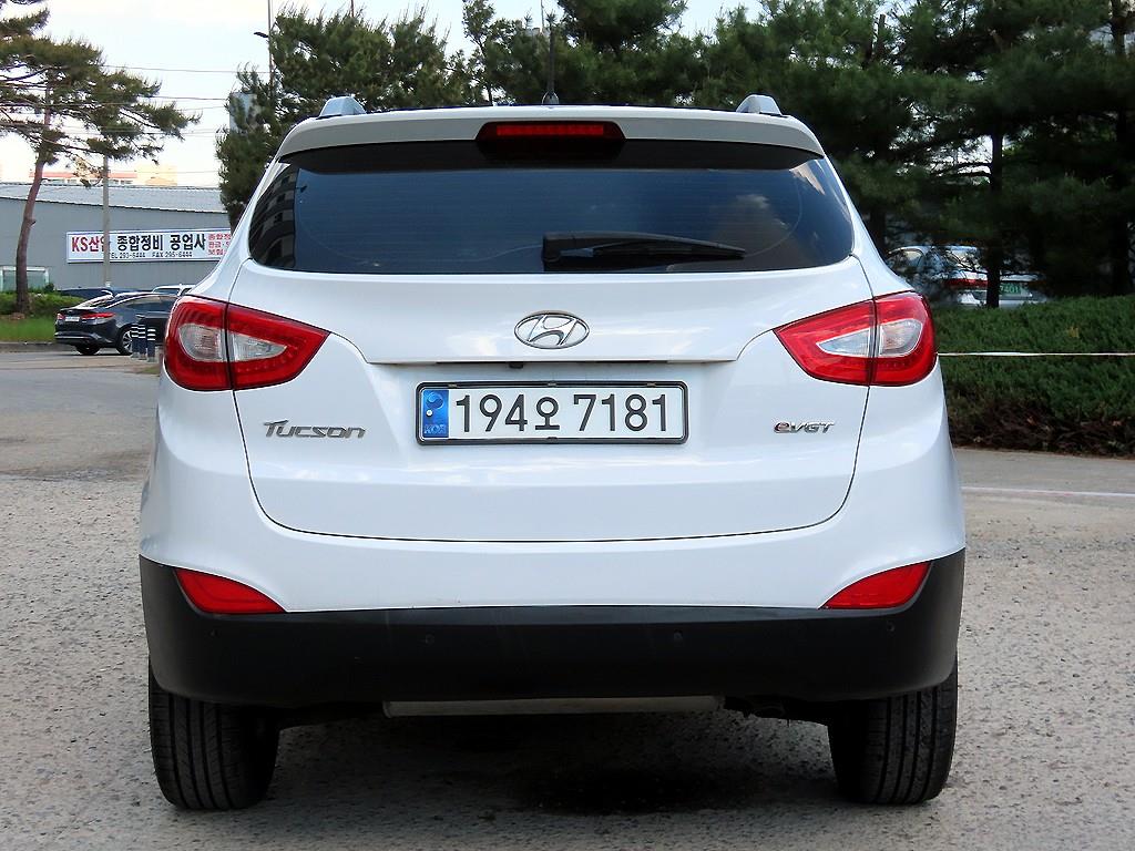 HYUNDAI Tucson - Vista 4