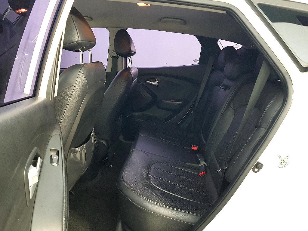 HYUNDAI Tucson - Vista 9