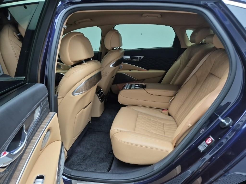 KIA K9 - Vista 12