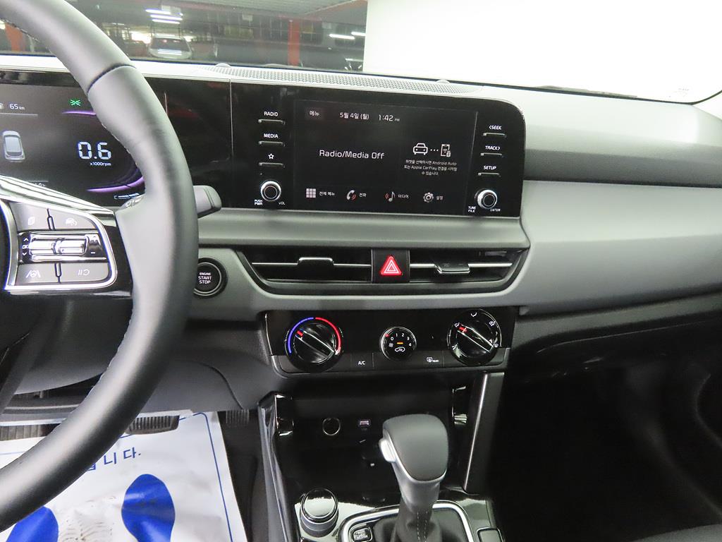 KIA Seltos - Vista 10