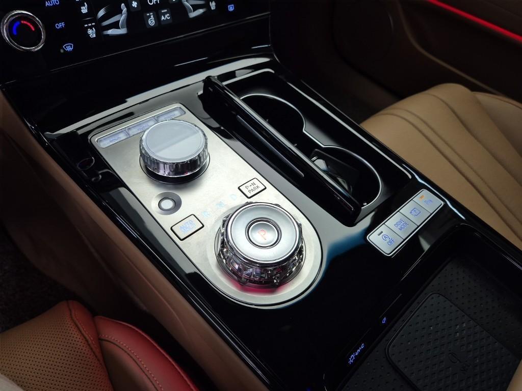 Genesis G80 - Vista 7