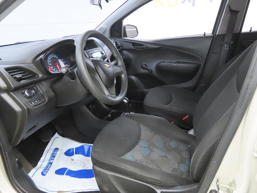 Chevrolet Spark - Vista 5