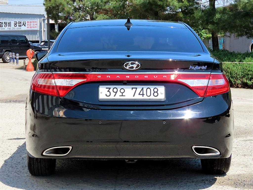 HYUNDAI Grandeur - Vista 4