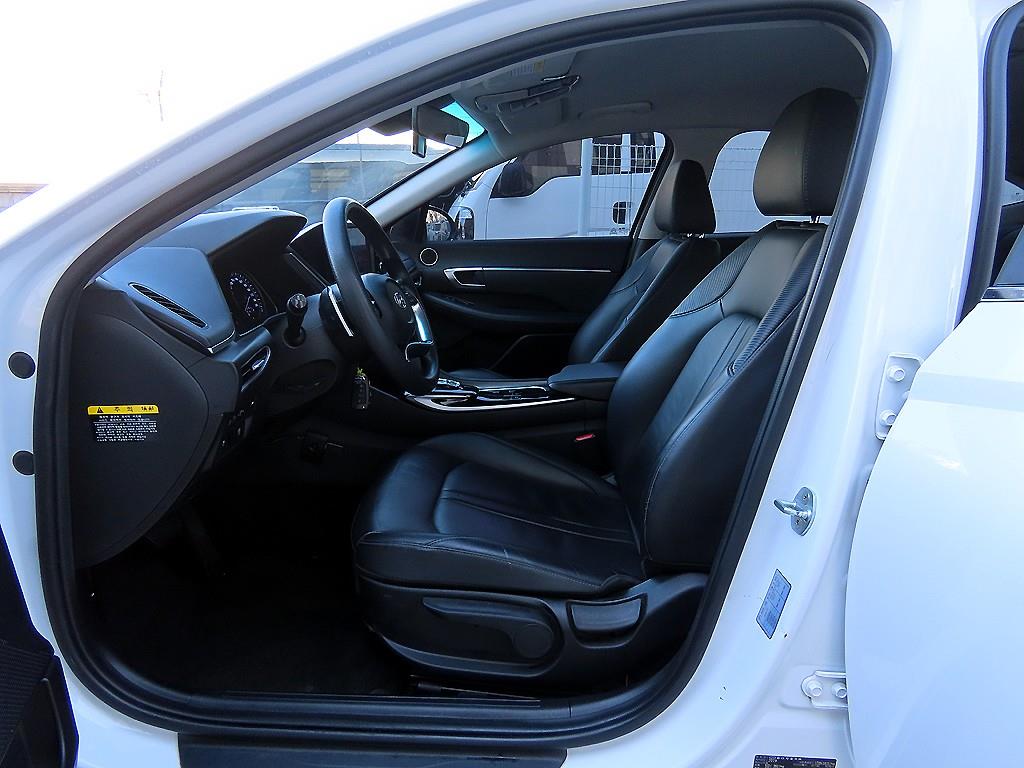 HYUNDAI Sonata - Vista 5